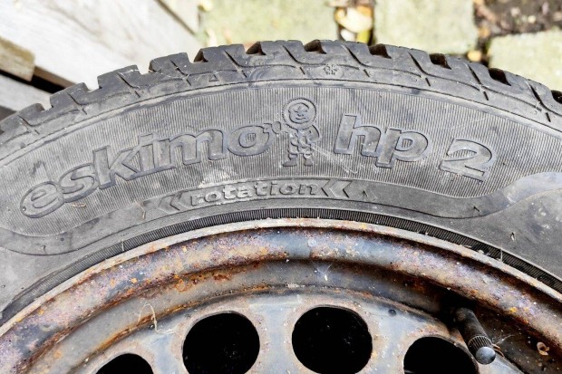 SAVA téligumi garnitúra acél felnin eladó