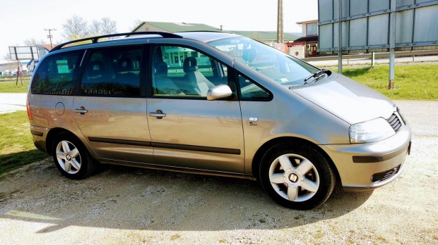 SEAT Alhambra 1.9 PD TDI Sport