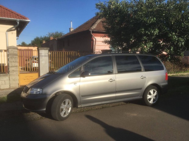 SEAT Alhambra Reference 2.0 PD TDI. 7 Szemly, j Mszaki