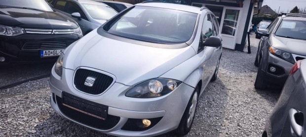 SEAT Altea 1.6 MPI Stylance Megb�zhat� 1.6 Sz�v...