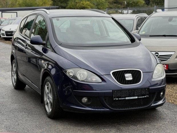 SEAT Altea 1.6 MPI Stylance Szervizkönyv-Friss...