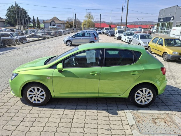 SEAT Ibiza 1.2 12V Reference Chili 102000km kli...