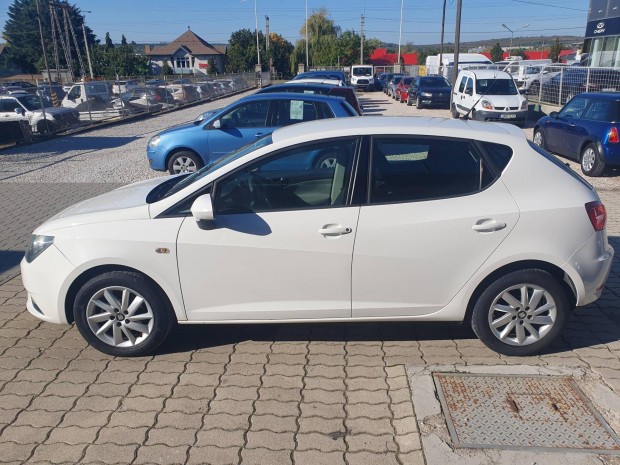 SEAT Ibiza 1.2 12V Reference Chili 61000km klim...
