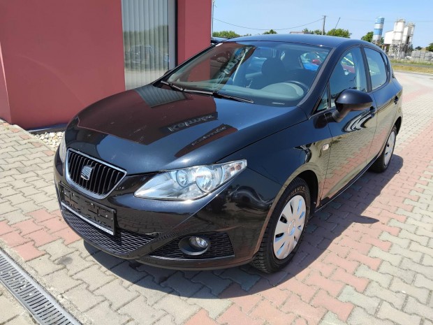 SEAT Ibiza 1.4 16V Reference kitünő állapot 800...