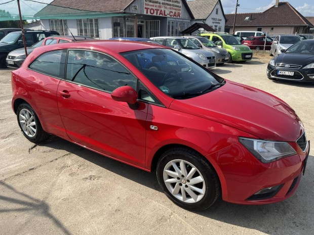 SEAT Ibiza 1.4 16V Style Szervizknyves