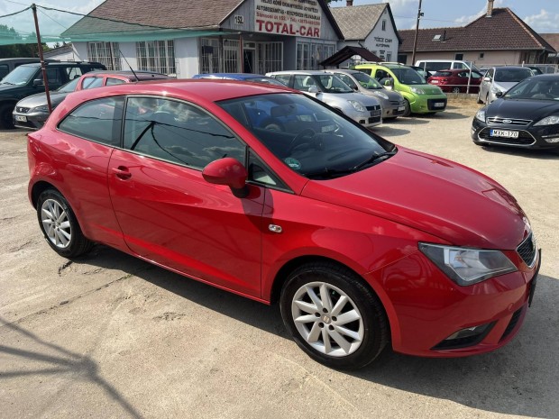 SEAT Ibiza 1.4 16V Style Szervizkönyves