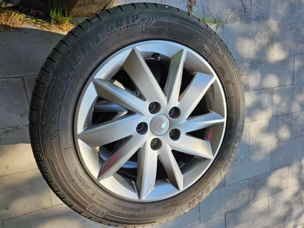 SEAT Ibiza komplett kerék alufelnivel 185 /60 R15