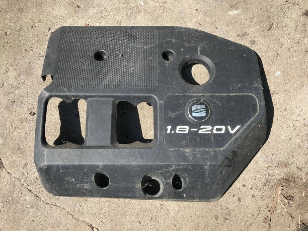 SEAT Leon 1M 1,8 20V _ motorburkolat