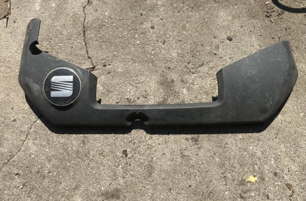SEAT Leon 1M _ motorburkolat 071 103 935 M