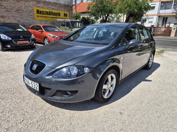 SEAT Leon 1.6 MPI Reference Klíma Vonóhorog TÉL...