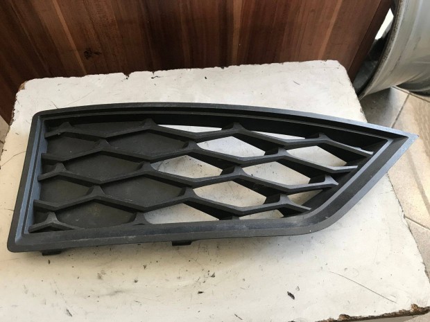 SEAT Leon 5F Cupra / jobb lökhárító rács 5F0 853 666 C