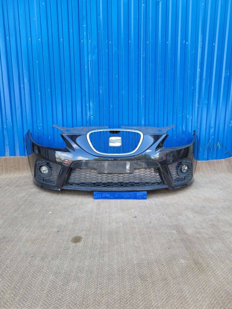 SEAT Leon Cupra, FR gyári 1P0807231B első lökhárító fekete