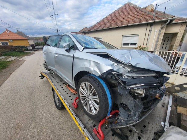 SEAT Leon ST 1.4 TSi Xcellence Plus 110ekm! Indul!