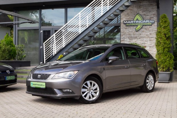 SEAT Leon ST 1.6 CR TDI Reference Technic Grey...