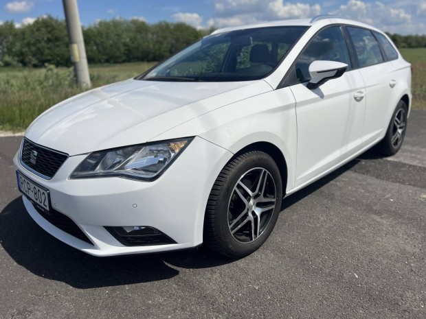 SEAT Leon ST 1.6 CR TDI Style Start&Stop DSG SZ...