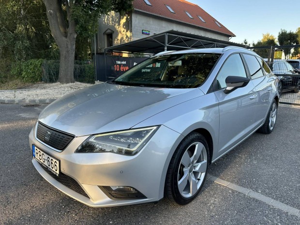 SEAT Leon ST 1.6 TDI Style Start&Stop Led!navi!...