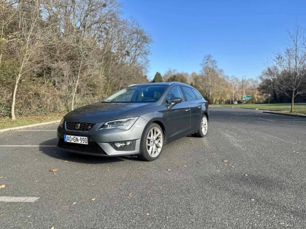 SEAT Leon ST 2.0 CR TDI FR 4Drive Navi. tempoma...