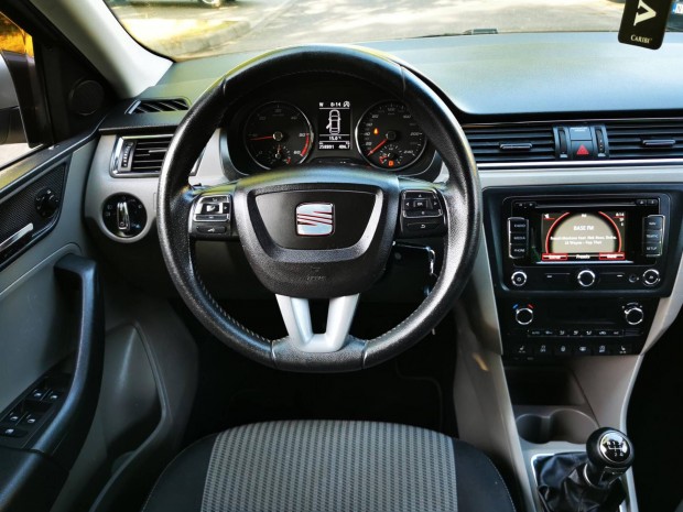 SEAT Toledo 1.6 CR TDI Style Újszerű /gyári fén...