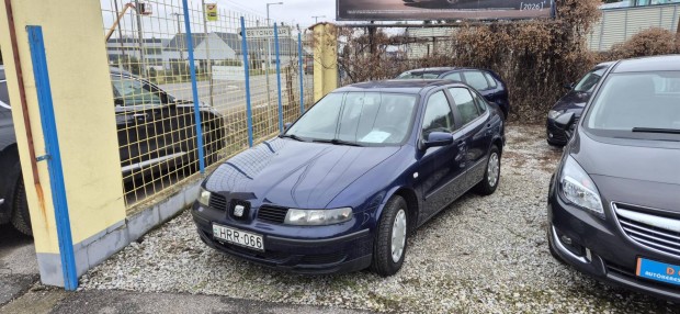 SEAT Toledo 1.6 Stella �jszer� gumik. �j vez�rl...