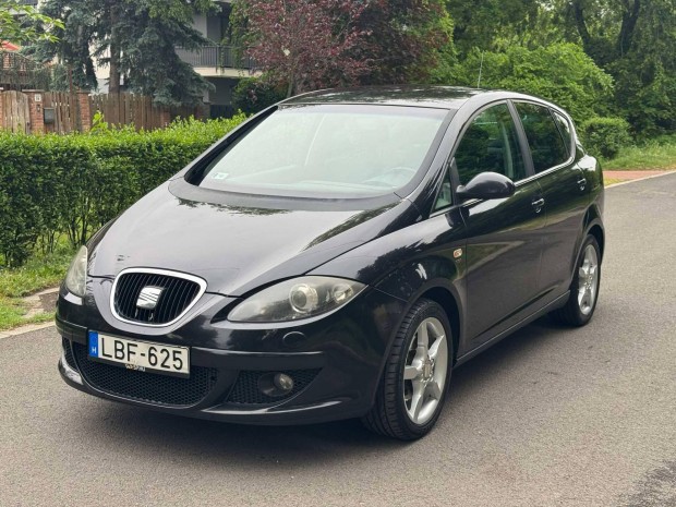 SEAT Toledo 2.0 PD TDI 16V Stylance DSG Bőr. XE...