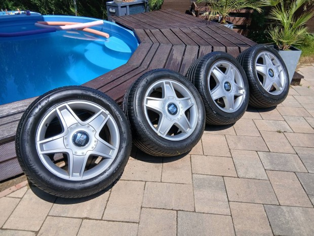 SEAT felni garnitúra Bridgestone nyárigumival
