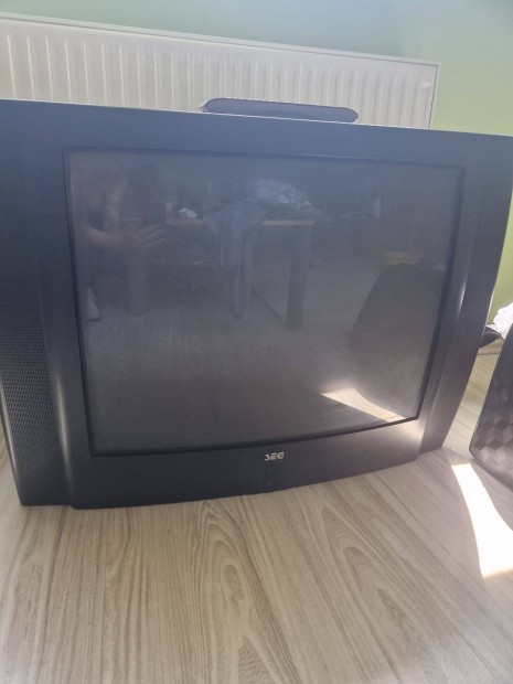 SEG Televizio taviranyitoval