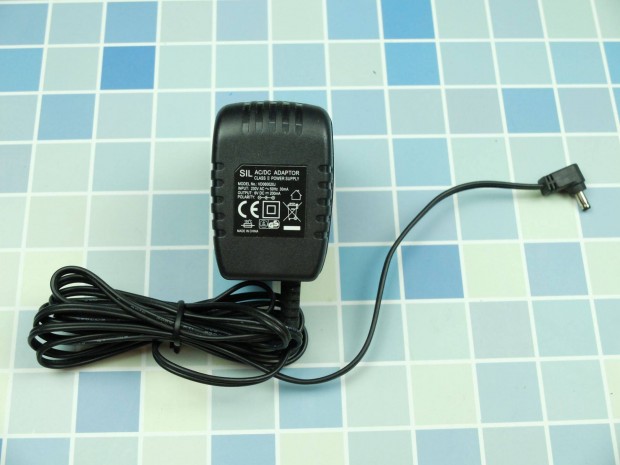 SIL 220V-os hálózati adapter 6V 200mA VD060020J