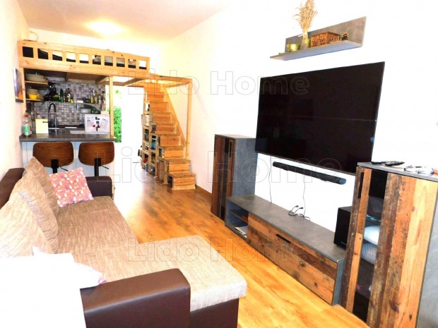 SI�FOK ARANYPARTON SAJ�TKERTES TERASZOS NYARAL� 100 M�TERRE A