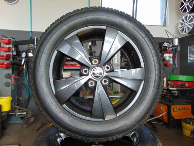 SKODA OCTAVIA (2015-) Gumi s felni egyben