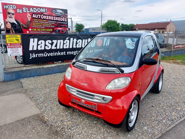 SMART Fortwo Coupe Megkímélt állapotban-üvegtet...