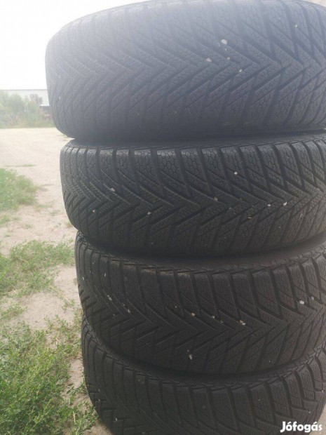 SMART tligumik 175/55 195/50R15 Continental