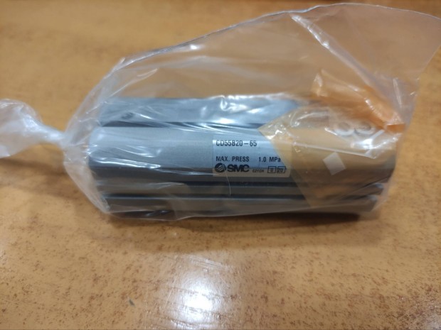 SMC pneumatikus munkahenger