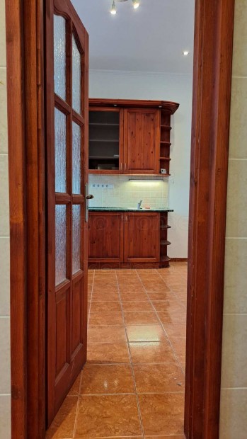 SORH�ZI LAK�S KIAD�