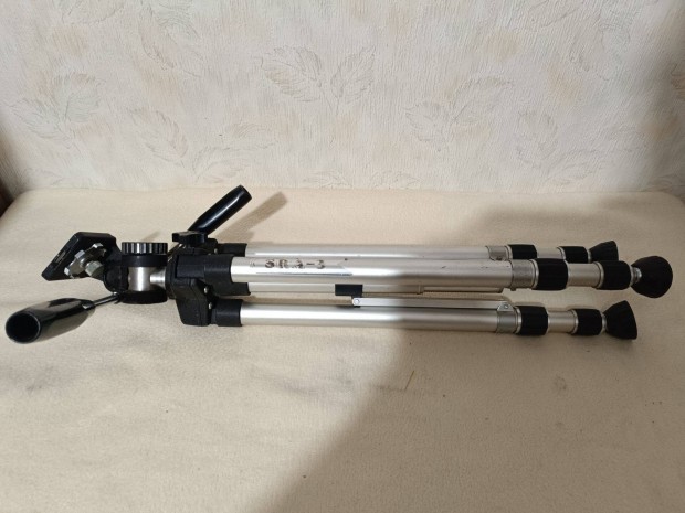 SRA-3 3 lábú kamera-, fotóállvány (zozizo)