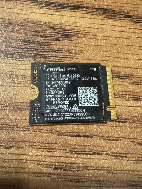 SSD 1TB-os  Crucial