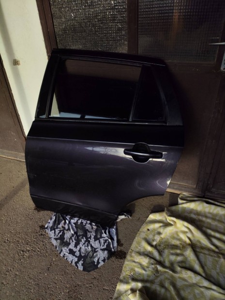 SX4 S-Cross BAL H�ts� Ajt�