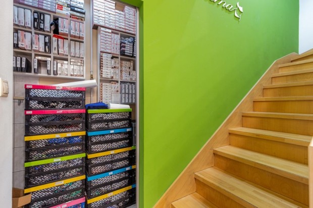 SZENT ISTV�N K�R�TON bels� k�tszintes KIV�L� �LLAPOT�