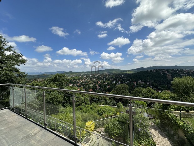 SZUPER PANORMS  TERASZOS LAKS ADYLIGETEN!