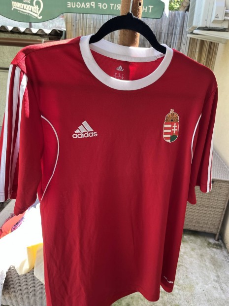 S -es Adidas szurkoli mez Hungary uniszex