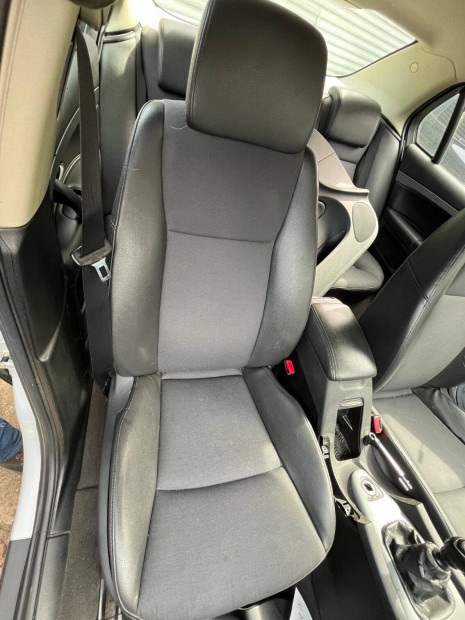 Saab 9.3 SS Fekete Bőr-szövet ülesszett, nem fűthető