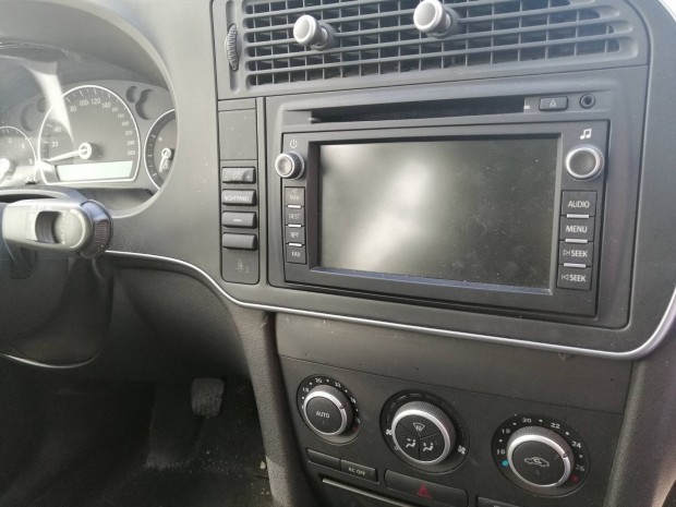 Saab 9-3 gy�ri navig�ci�s fejegys�g,