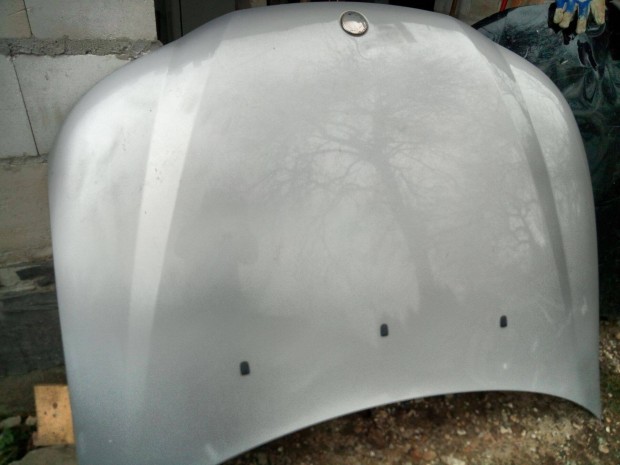 Saab 9-3 motorháztető normál állapotú