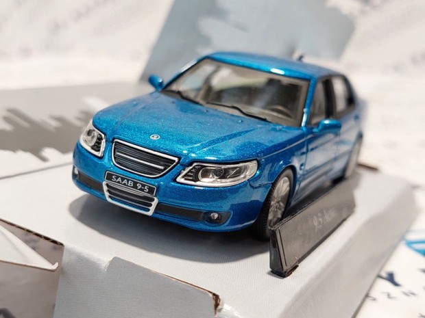 Saab 9.5 Aero (1998) - kk  -  Cararama - 1:43