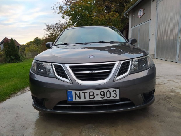 Saab szemlygpkocsi elad