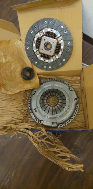 Sachs kuplung szett 3000 970 082