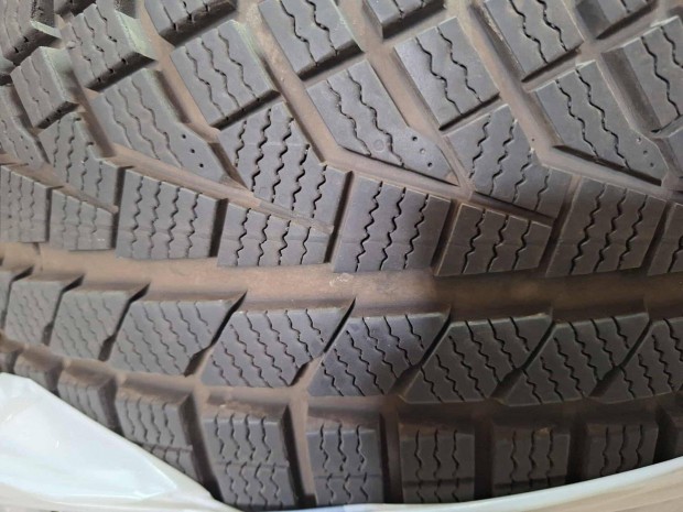 Sailun ICE Blazer Alpine téli gumi 225/45 R17