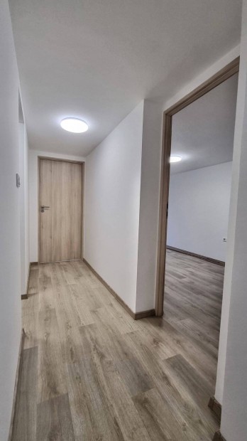 Saj�t kert r�sz | Saj�t Gar�zsb�l K�zvetlen Bel�p�s Az �zlethelyis�gbe