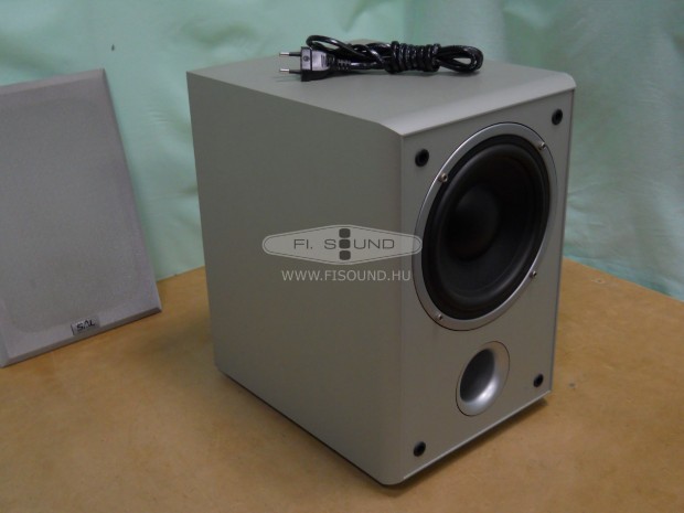 Sal XR 100 , 100W,aktv subwoofer 17,5 cm-s gumiperemes mllyel