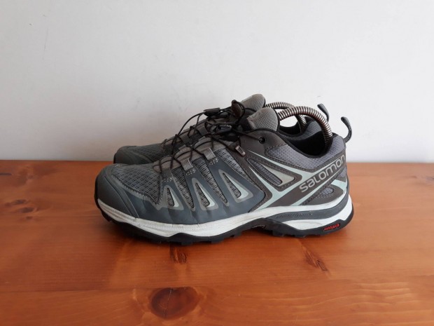 Salomon X Ultra 39 1/3 cipő 39-es női