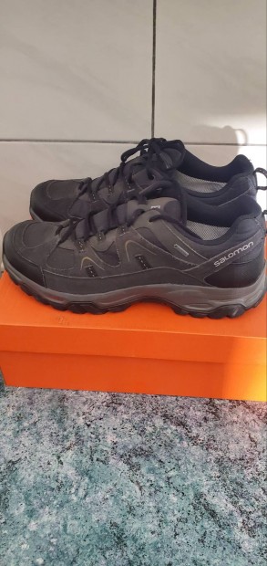 Salomon gore-tex, 45-os cipo.